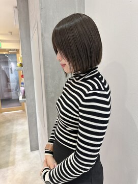 ヨーク(YOKE) YOKE ぱつっとボブタイトボブオリーブグレージュブリーチなし