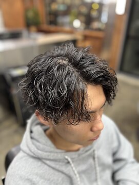 ロンド ローガン 名駅(Lond LOGAN) SEIYA指名　波巻きセンターパート