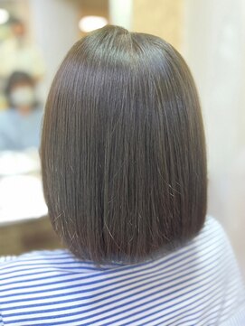 アークスヘアー 20代30代40代ストレートアッシュベージュ髪質改善大人ボブ