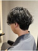 波巻きパーマでトレンド感を!《谷 昂将》