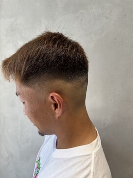 エスフォーヘアデザイン(es for hair design) フェード&カラー