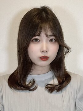 レヴィア(REVIA) レイヤーカット髪質改善トリートメント前髪カット
