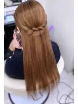 ベルグロー(BELLEGROW)&nbsp;ハーフアップ/きれいめ/ストレートヘア