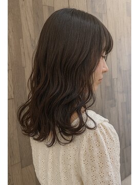リゾートヘア(Resort Hair) ◎大人可愛い♪ゆるふわセミロング【根津/千駄木/東大前】