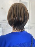 上乃裏ショートボブイルミナカラー丸みレイヤーくびれショート