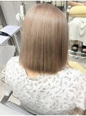 ミルクティーベージュ