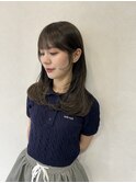 オリーブグレージュ／レイヤーカット／顔まわりレイヤー