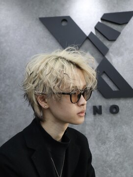 ゼノ 海老名(XENO) スパイラルセンターパート[海老名/海老名駅/メンズ/眉毛/men's