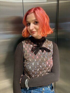 リリック(LYLICK) 白倉愛弓