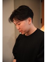 ミクマル(micmal)&nbsp;毛流れセンターパートナチュラルツーブロック刈り上げ