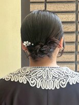 ナック ウメダ(knack UMEDA)&nbsp;艶感タイトシニヨンアレンジ【阪急梅田】