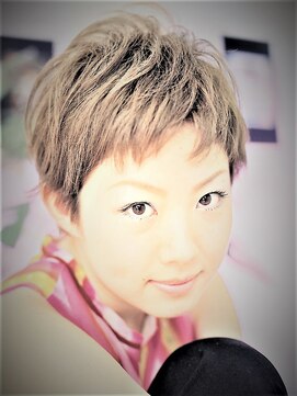 マグヘアー(mag hair) 個性が際立つ！ベリーショートスタイル☆