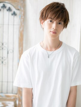 ダンディ館アダム 戸頭店 明るめカラーの無造作ショートa