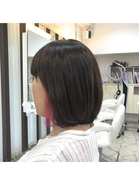 ナオシ 田原台店(nao c) チラ見せインナーカラーボブ