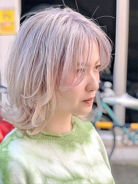 ヴィレッタ(VIRETTA) ホワイトカラー×ウルフ