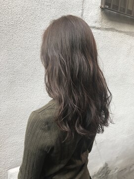 シェノン 西梅田(CHAINON) レイヤー/ダークアッシュ/グレーベージュ/フェミニン/こなれヘア