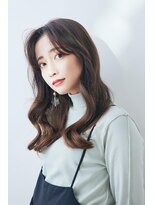 エイチツーオーアヴェダ 渋谷ヒカリエＳｈｉｎＱｓ店 クロードモネＨ２Ｏアヴェダ&nbsp;大人可愛い☆うるツヤ愛されブラウン【渋谷/渋谷駅】