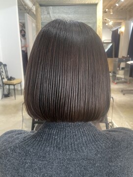 レガーレ(Legare) 美髪ワンレンボブ