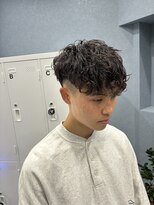 アクルヘアーバイテソロ(AKUR hair by tesoro) 海外風スペインカール