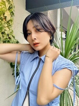 ルービック 高槻(Rubik's) 前下がりショート前髪長め黒髪ハンサムショート