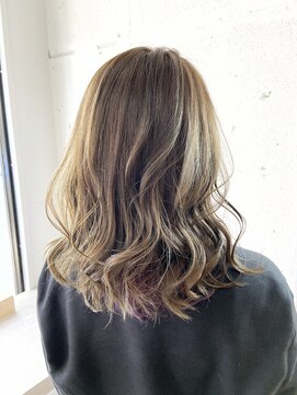 ヘアーワークス ヘルム 渋谷店(HAIR WORKS HELM) ［HELM渋谷］ミルクティーベージュ☆