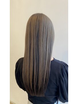 アウリィ(Aulii) 逆インナーカラー×ミルクティーベージュ