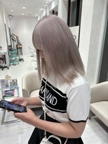 パールベージュ_ミルクティーカラー_ケアブリーチ_ハイトーン