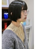 お顔周りステップカットとブルーブラック