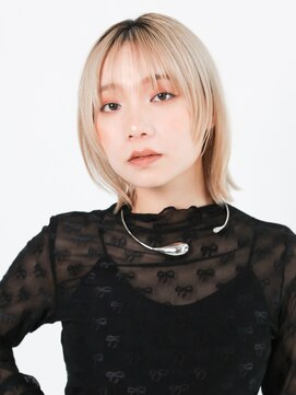 ニューヨークニューヨークマザーズ(NYNY Mothers) ハイトーン/レイヤーボブ/顔まわりレイヤー/外ハネ/切りっぱなし