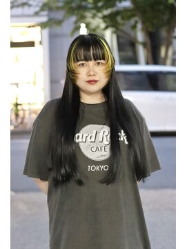 シーズ 栄(sea's) フェイスレイヤーとイエローとブラック