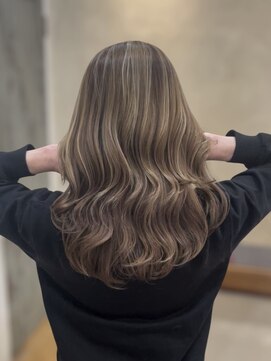 レイヤー/白髪活かし/柔らかミルクベージュ/