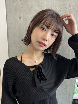 イル 天神西通り店(ill) 20代30代ボブ/ミディアムレイヤー／グレージュ/透明感/天神/大名