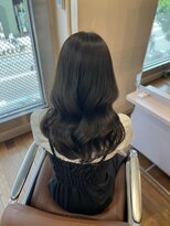 アクシス 栄店(`AXIS)&nbsp;森崎ワンホンレイヤー/ミルクティーブロンド/ダークブルー/栄