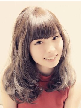 ハピア(HAPPIA) くせ毛風ゆるふわカール