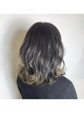 トリート 浦安店(TREAT) レイヤー×ハイライトグラデーション