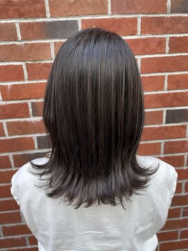 シェノン 梅田(CHAINON) グレージュカラー外ハネ