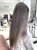 クアトログランシュ ひたちなか店(QUATRO×GranCieux)&nbsp;エアタッチバレイヤージュ×ホワイトグレージュ