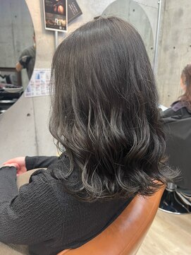 コージー(Kozy) ☆オリーブアッシュ/暗髪/透明感☆