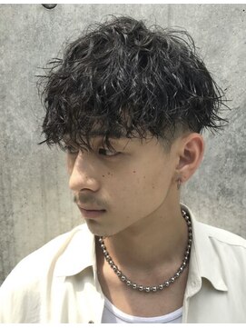 フィフス 渋谷(fifth) メンズマッシュ波巻きスパイラルパーマツイストスパイラルパーマ