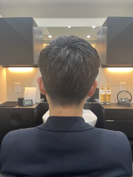 プラウド(PROUD) ビジネス　ショート　メンズ　30代　理容室　床屋　シェービング