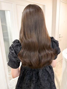 レア 表参道(L'ea) 黒髪クラゲヘアーオリーブグレー小顔ココアベージュ