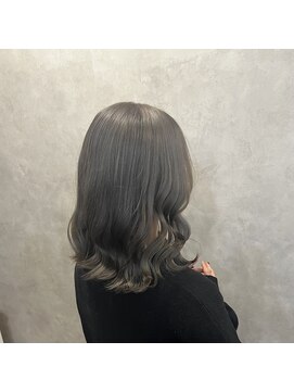 透明感爆発グレージュ