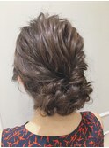 ツイストシニヨン