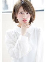 マリアバイアフロート(Maria by AFLOAT)&nbsp;大人かわいいボブ切りっぱなしもオン眉も斜めバング