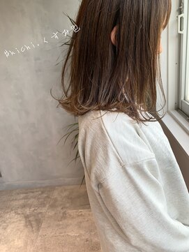 キチ(kichi.) [kichi.] くすみベージュ×ロブ