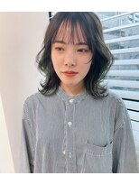 レル(lelu)&nbsp;レイヤーカットとインナーカラーの相性