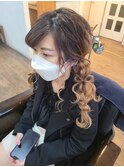 ツイン編みおろしにリボン!