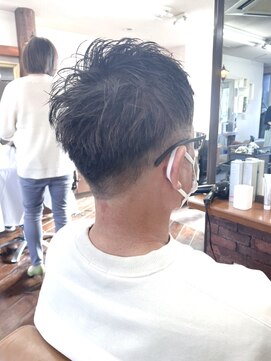 アート(art) ビジネスマンスタイル