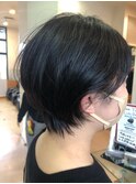 ショートボブ
