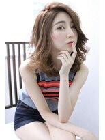 リル 西宮(LiL')&nbsp;【LiL'西宮】ルーズカール_フェザーミディ_斜めバングハイライト